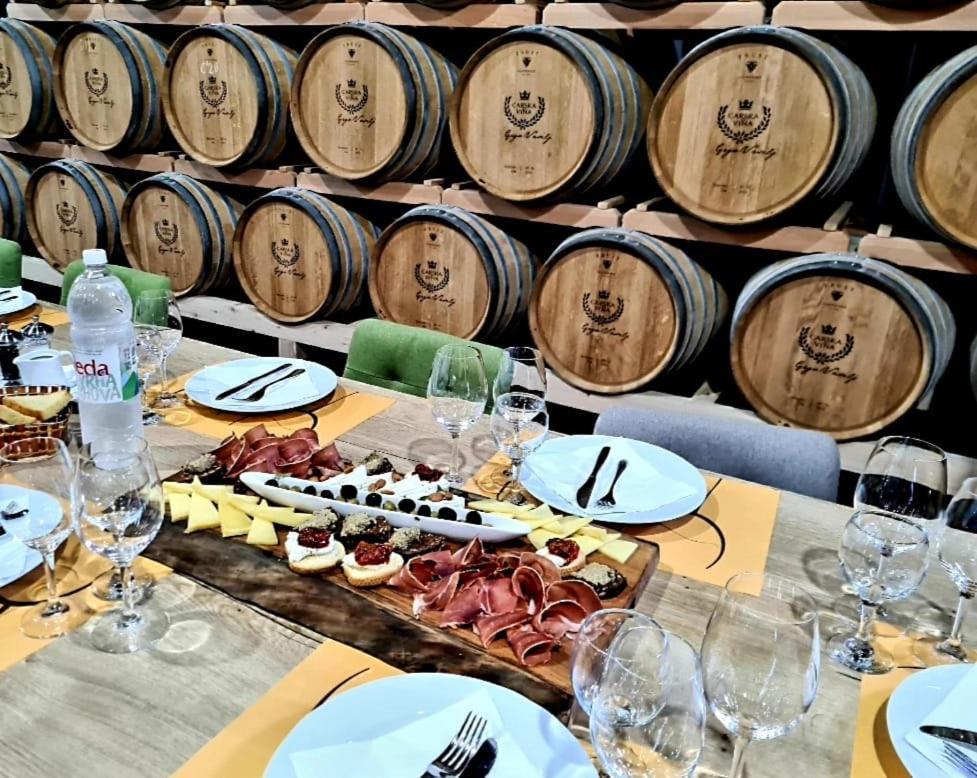 Wine Hotel Cesarica Меджугор'є Екстер'єр фото