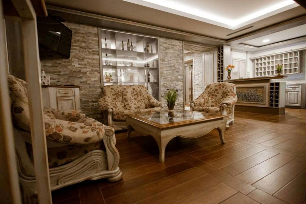 Wine Hotel Cesarica Меджугор'є Екстер'єр фото