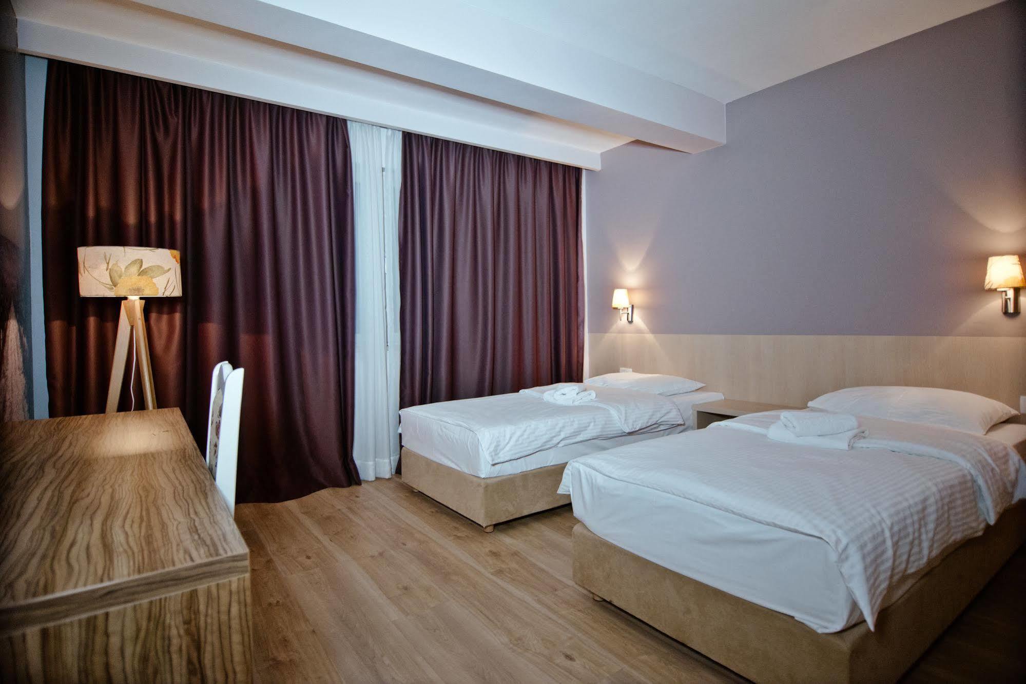 Wine Hotel Cesarica Меджугор'є Екстер'єр фото