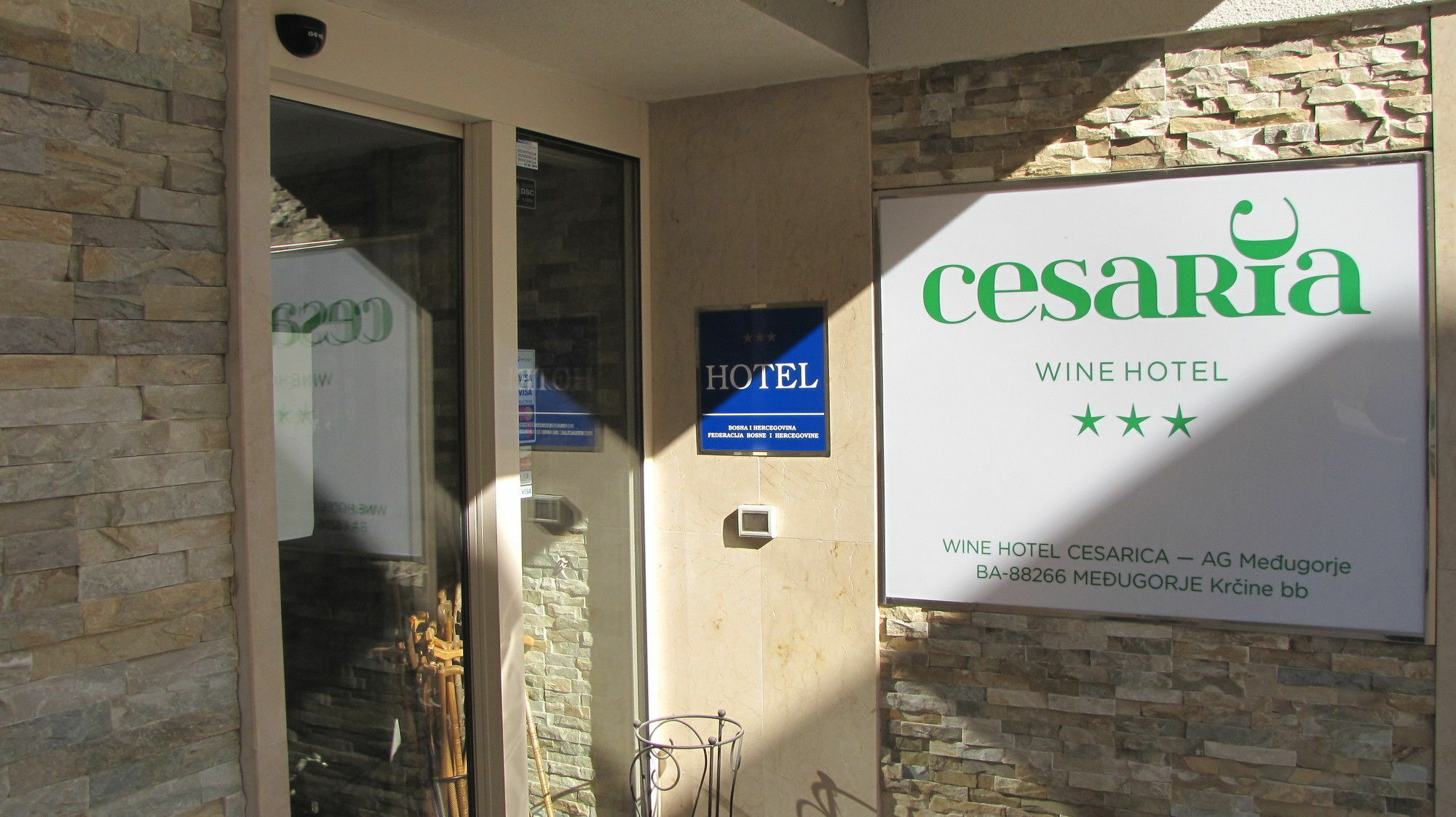 Wine Hotel Cesarica Меджугор'є Екстер'єр фото