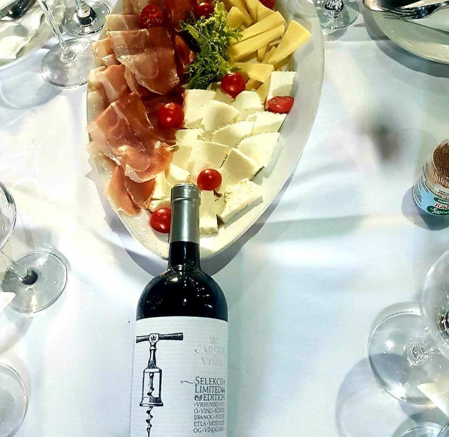 Wine Hotel Cesarica Меджугор'є Екстер'єр фото